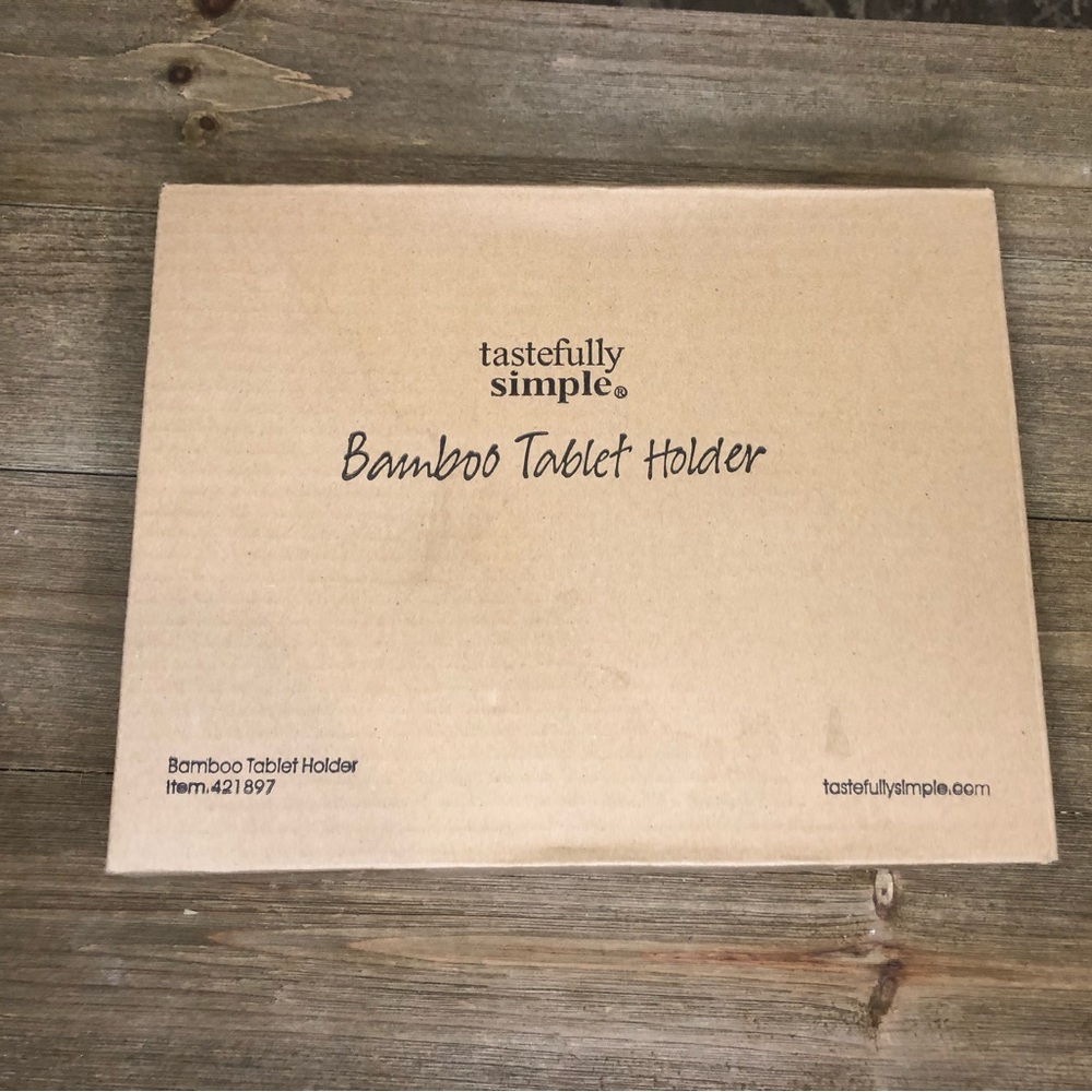 Tastefully Simple Bamboo Tablet Holder W/ Pen